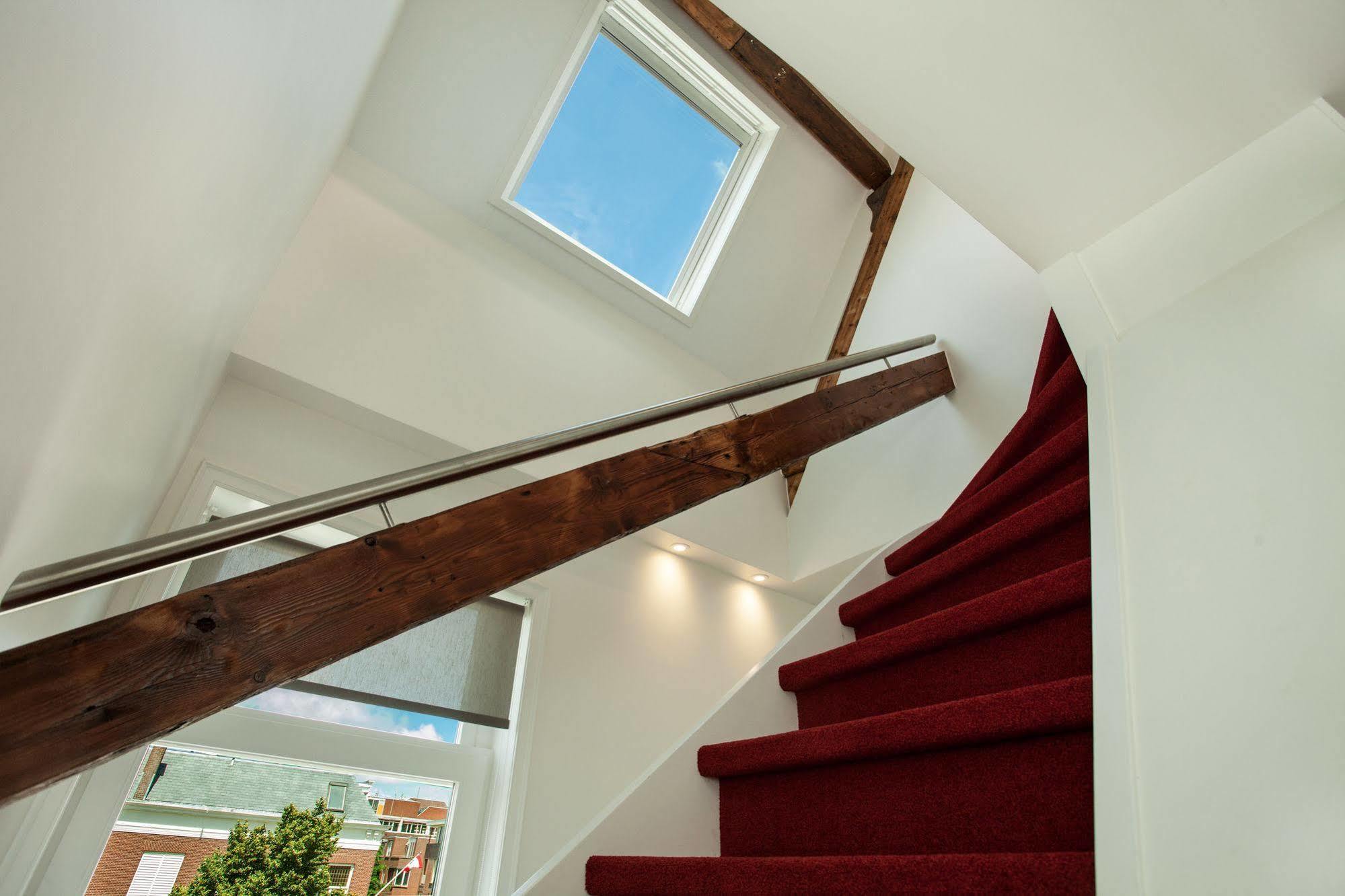 Stayci Serviced Apartments Denneweg Haga Exterior foto